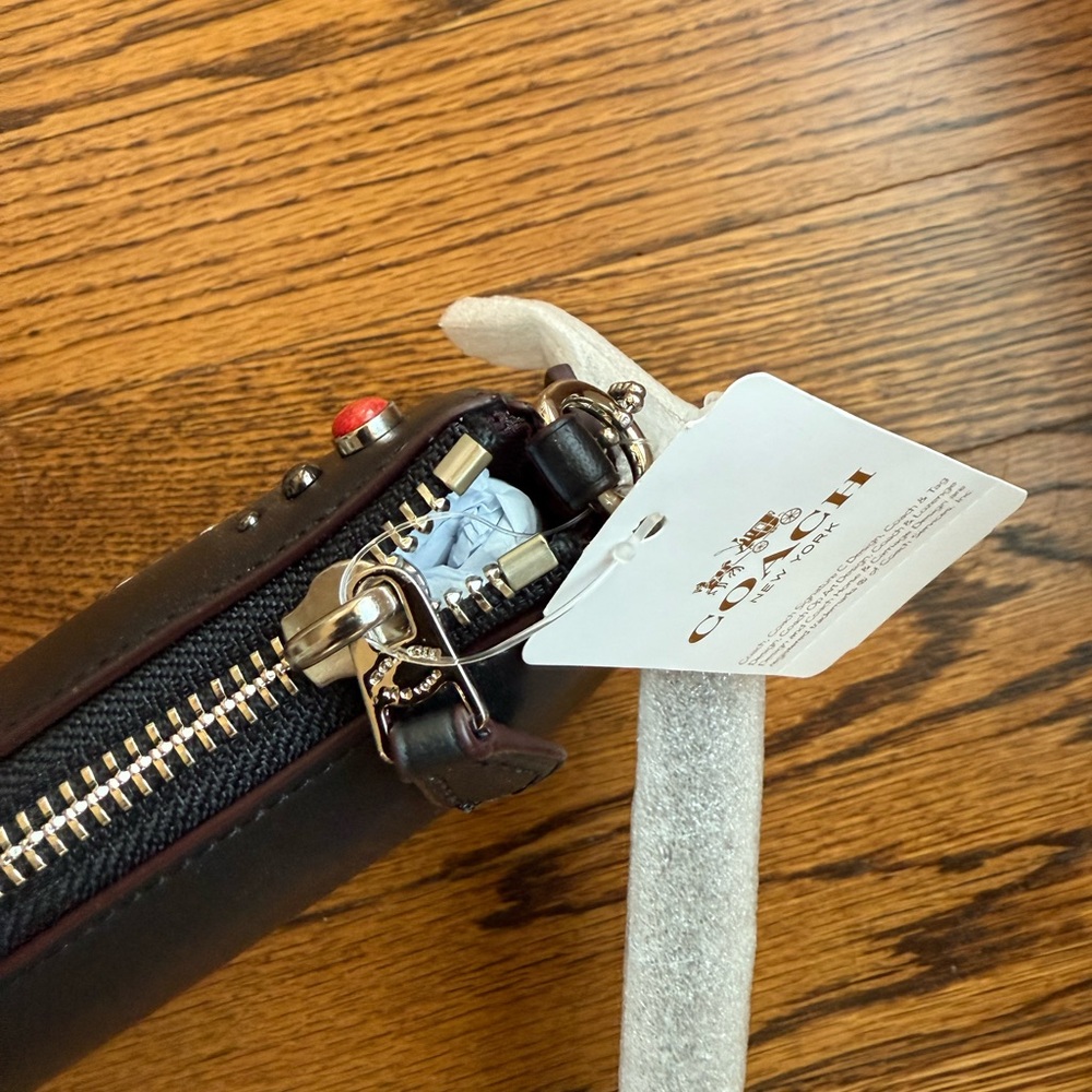Coach Black Studded wristlet - Picture 5 of 6